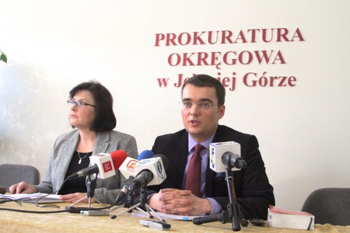 zabojstwa-w-filharmonii-ze-szczegolnym-okrucienstwem-foto-50074