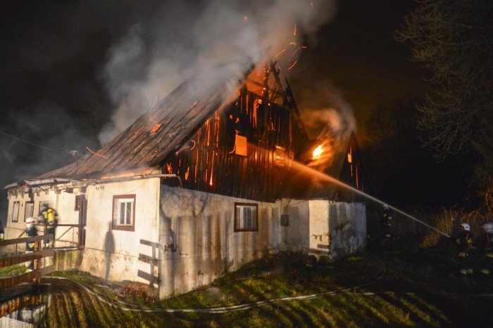 pona-budynek-mieszkalny-w-karpnikach-foto-50097