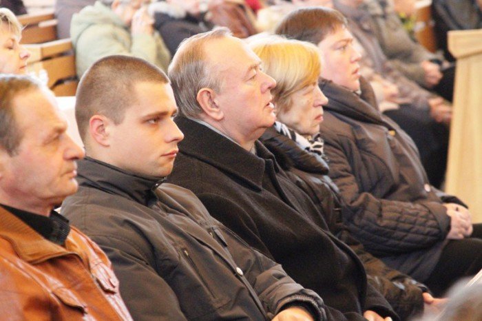 integracyjne-spotkanie-opatkowe-w-swiatyni-foto-50111
