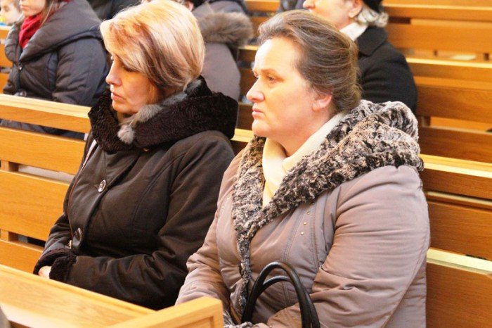 integracyjne-spotkanie-opatkowe-w-swiatyni-foto-50111