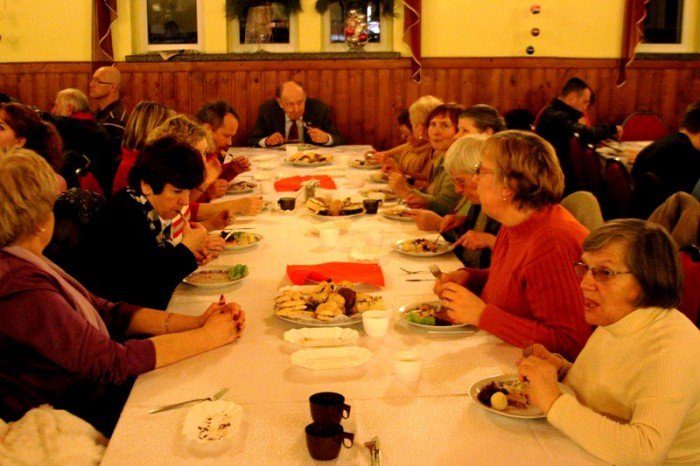 integracyjne-spotkanie-opatkowe-w-swiatyni-foto-50111