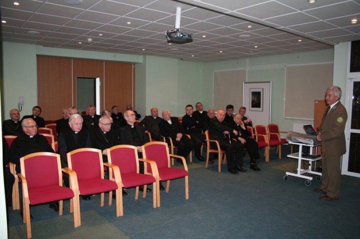 wyjatkowi-goscie-w-karkonoskim-parku-narodowym-foto-50115