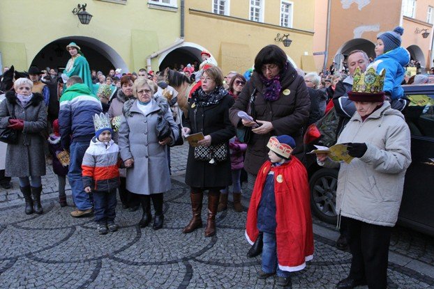 orszak-trzech-kroli-przeszed-ulicami-miasta-foto-50118