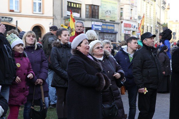 orszak-trzech-kroli-przeszed-ulicami-miasta-foto-50118