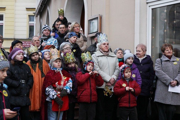 orszak-trzech-kroli-przeszed-ulicami-miasta-foto-50118
