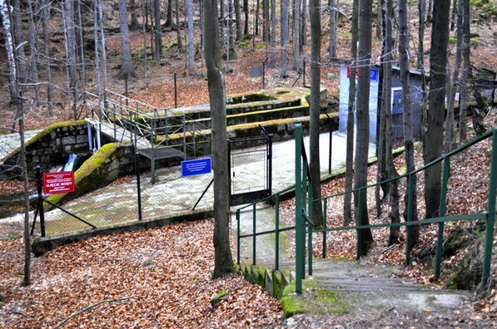 tajemnica-wisielczego-wzgorza-foto-50137