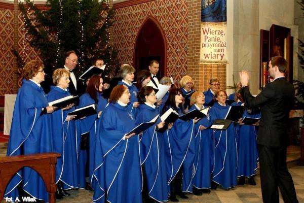 koncert-koled-na-dwa-chory-w-kromnowie-foto-50138