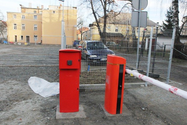 nowy-parking-w-cieplicach-foto-50142