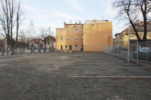 nowy-parking-w-cieplicach-foto-50142