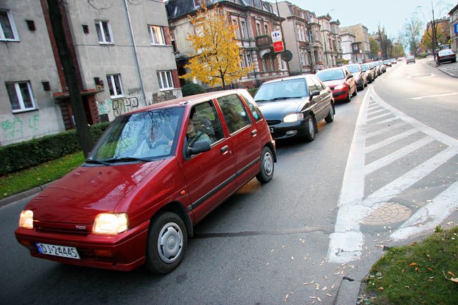 Taki obrazek to codzienność – nie tylko w godzinach szczytu.