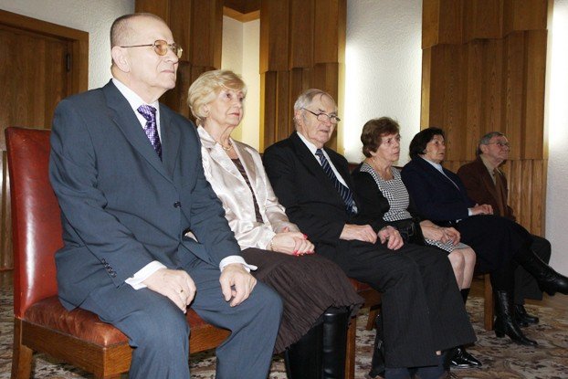 przezyli-z-soba-tyle-lat-piekne-jubileusze-w-ratuszu-foto-50363