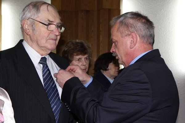 przezyli-z-soba-tyle-lat-piekne-jubileusze-w-ratuszu-foto-50363