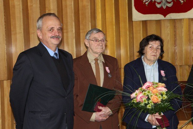 przezyli-z-soba-tyle-lat-piekne-jubileusze-w-ratuszu-foto-50363