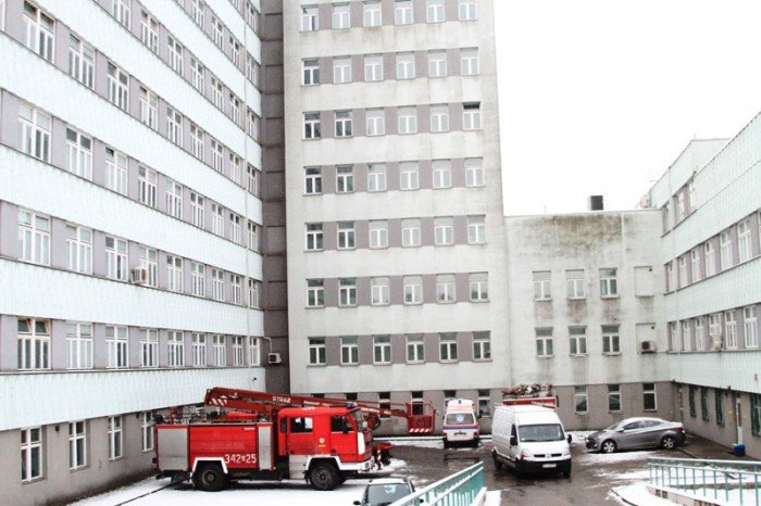 strazacy-w-szpitalu-to-tylko-cwiczenia-foto-50370