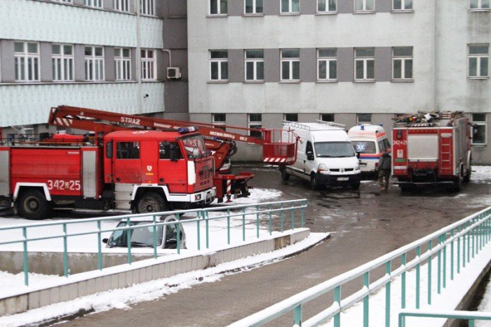 strazacy-w-szpitalu-to-tylko-cwiczenia-foto-50370
