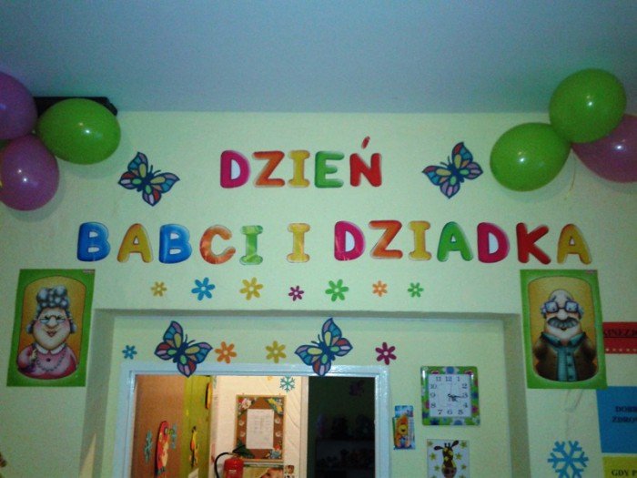 pierwszy-dzien-babci-i-dziadka-w-poziomce-foto-50404