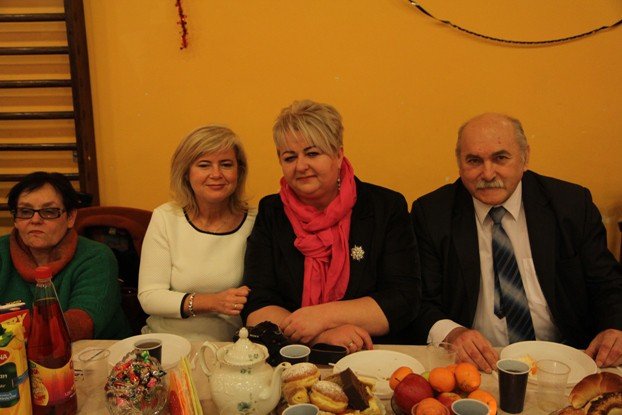 zyczyli-sobie-pomyslnosci-i-mio-spedzili-czas-foto-50444