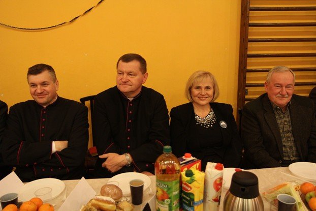 zyczyli-sobie-pomyslnosci-i-mio-spedzili-czas-foto-50444