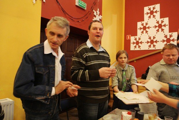 zyczyli-sobie-pomyslnosci-i-mio-spedzili-czas-foto-50444