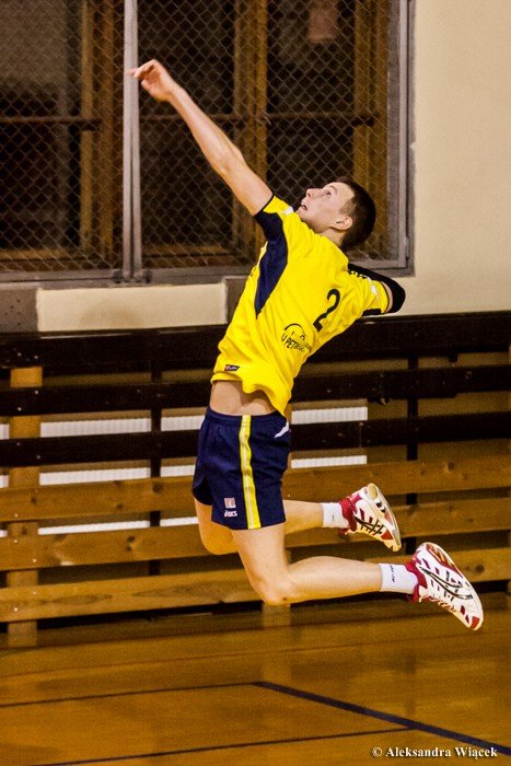 olimpia-przegrywa-w-trzech-setach-foto-50451