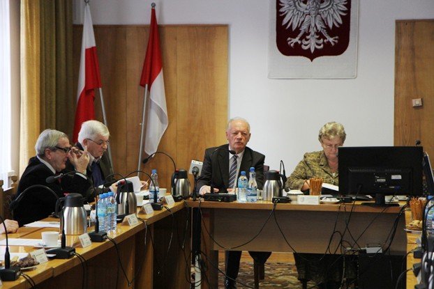 po-sesji-powiatu-karetki-pod-szrenica-foto-50523