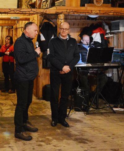 ludzie-gor-spotkali-sie-w-schronisku-kamienczyk-foto-50524