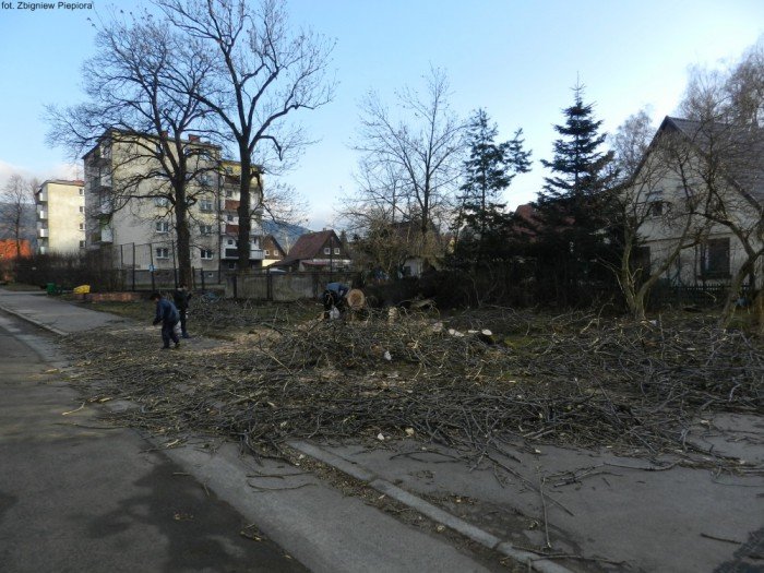 wichura-narobia-wiele-szkod-gownie-w-kowarach-foto-50550