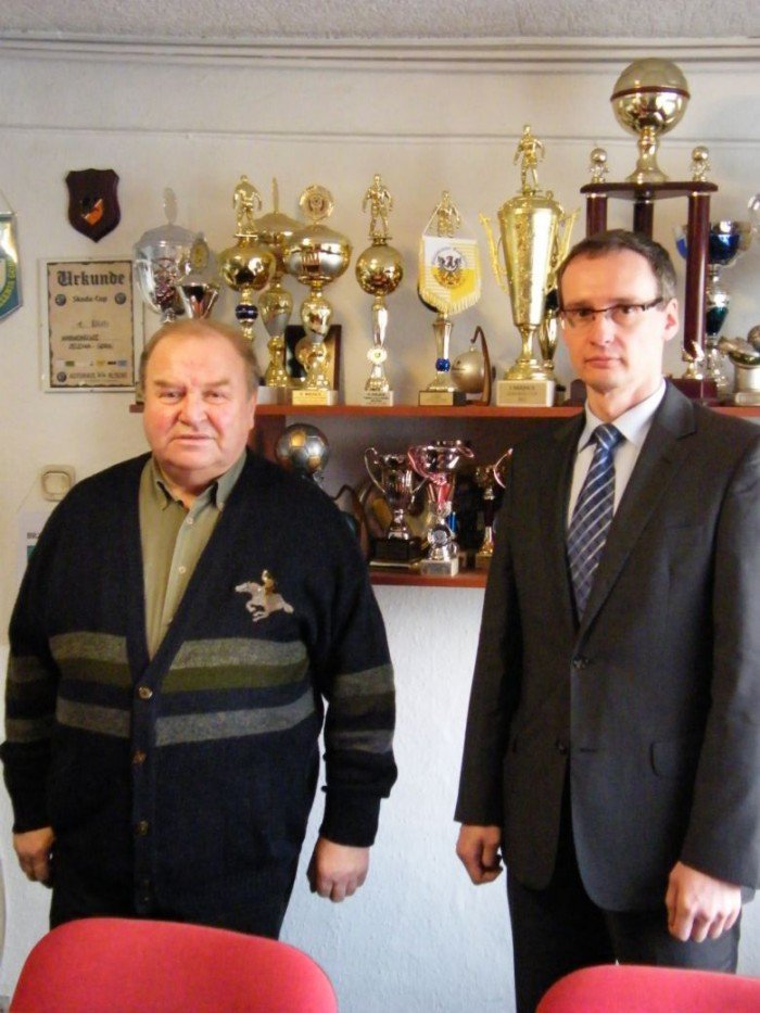 karkonoski-pociag-na-dobrym-torze-50554