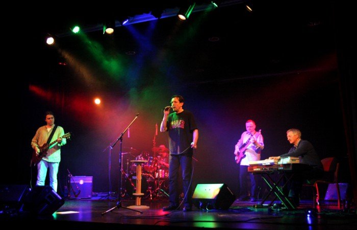 zagrali-muzyke-bez-zbednego-makijazu-foto-50570