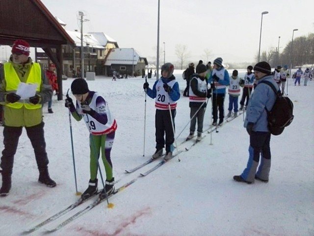 uczniowie-powalczyli-na-biegowkach-w-sobieszowie-foto-50576