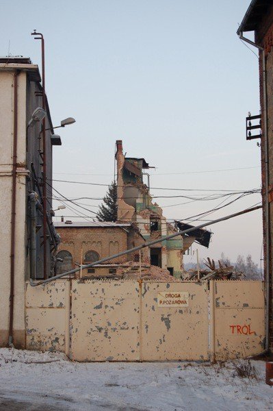 rozbiorka-ora-wstrzymana-sprawe-bada-prokurator-foto-50609
