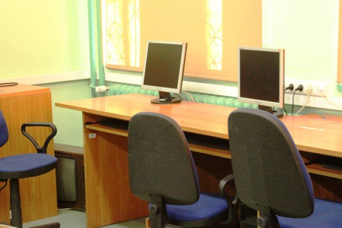 nowoczesny-sprzet-dla-elektronika-foto-50621