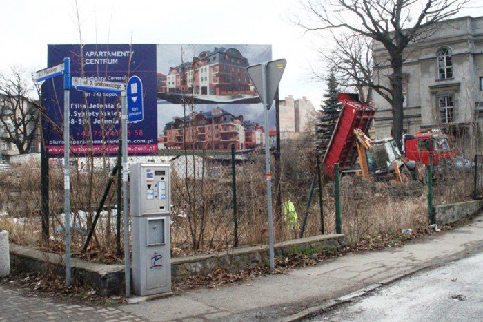 znika-wreszcie-wielka-dziura-w-centrum-miasta-foto-50638