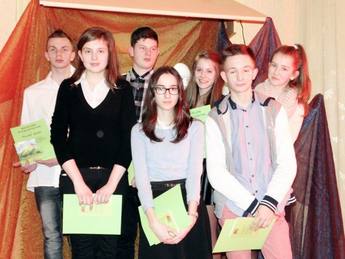 wyrecytowali-i-wyspiewali-swoje-sukcesy-w-mdk-foto-50662