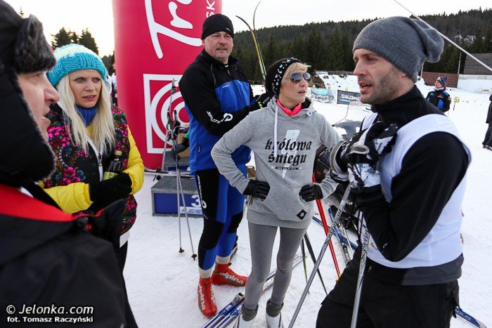 szalona-sztafeta-gwiazd-na-biegowkach-foto-50669