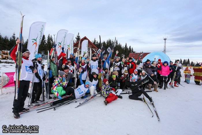 szalona-sztafeta-gwiazd-na-biegowkach-foto-50669