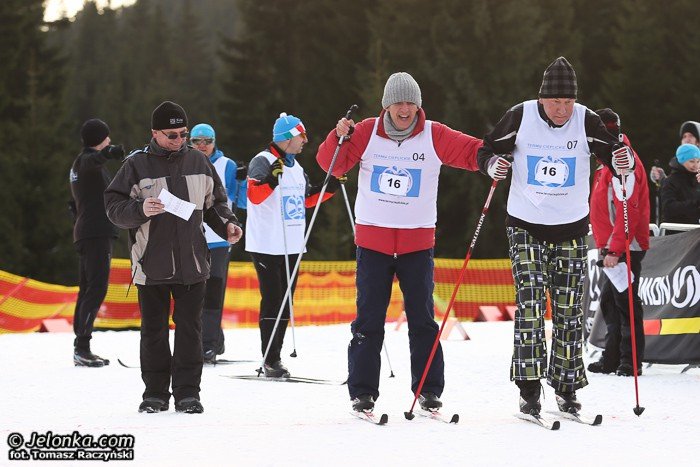 szalona-sztafeta-gwiazd-na-biegowkach-foto-50669