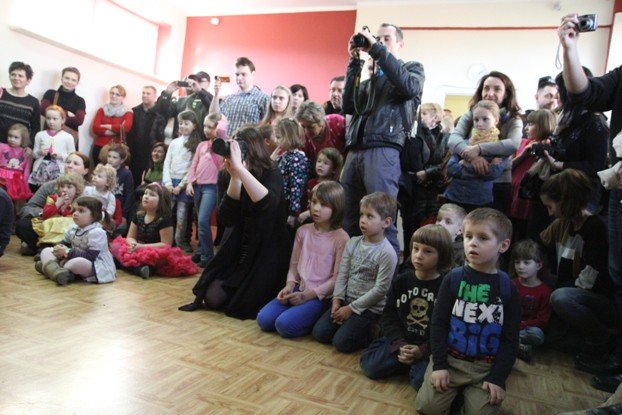 byo-duzo-zabawy-na-bajkowej-sobocie-foto-50671