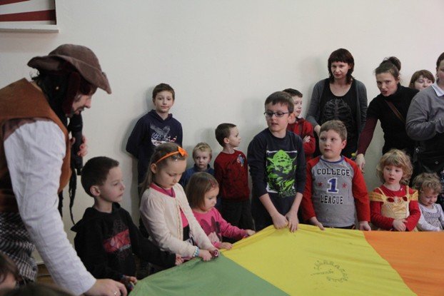 byo-duzo-zabawy-na-bajkowej-sobocie-foto-50671