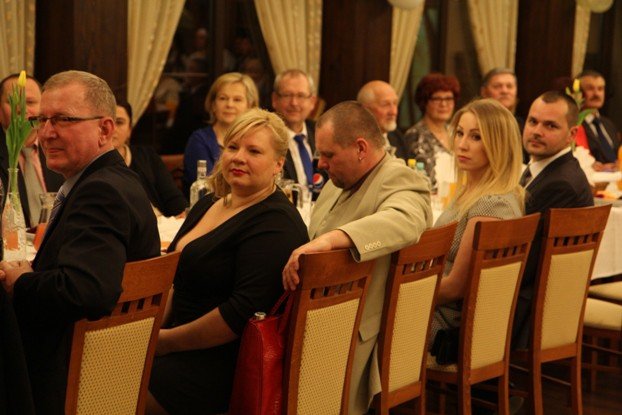 wielki-bal-dla-dorosych-z-mysla-o-uczniach-foto-50682
