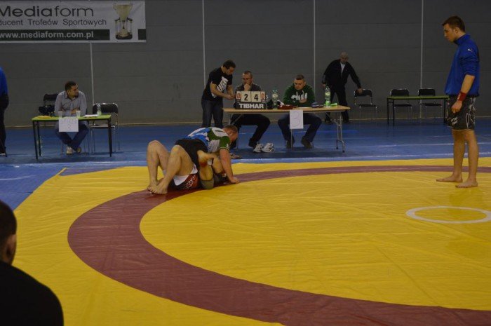 piec-medali-w-dzierzoniowie-foto-50718