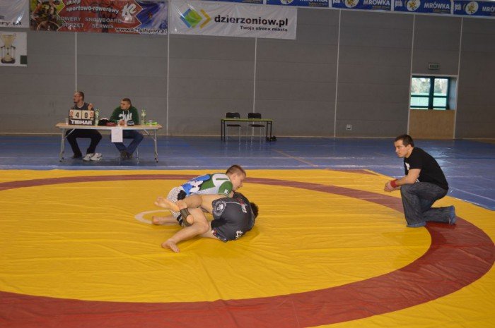 piec-medali-w-dzierzoniowie-foto-50718