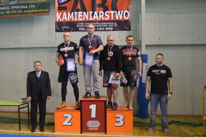 piec-medali-w-dzierzoniowie-foto-50718