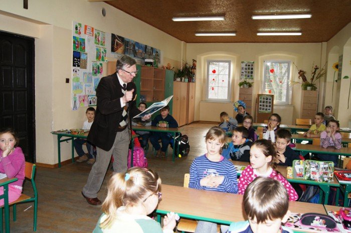 wielkie-czytanie-w-janowicach-wielkich-foto-50852
