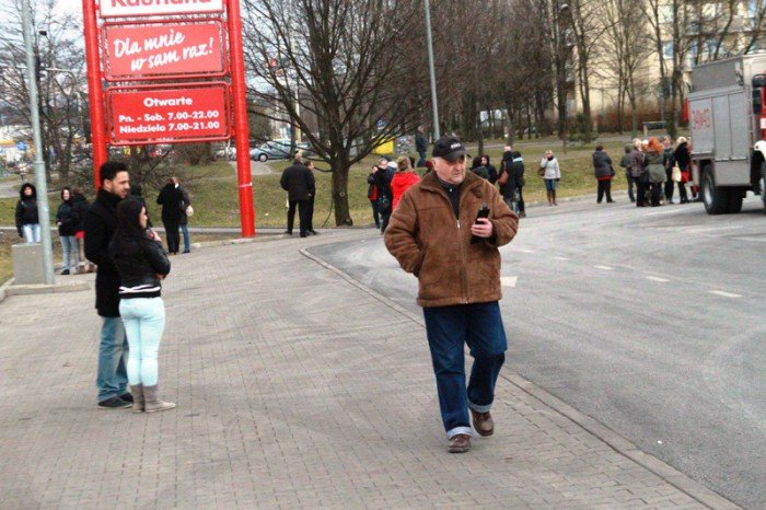 w-jeleniogorskim-kauflandzie-bomby-nie-byo-aktualizacja-foto-50880
