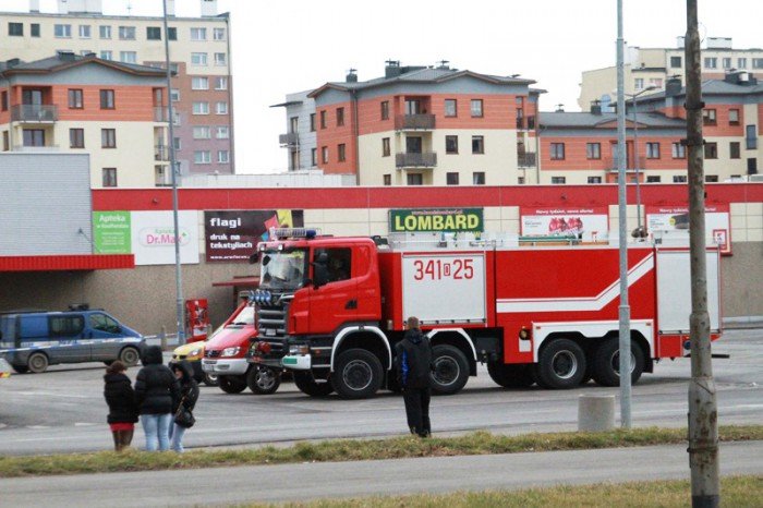 w-jeleniogorskim-kauflandzie-bomby-nie-byo-aktualizacja-foto-50880
