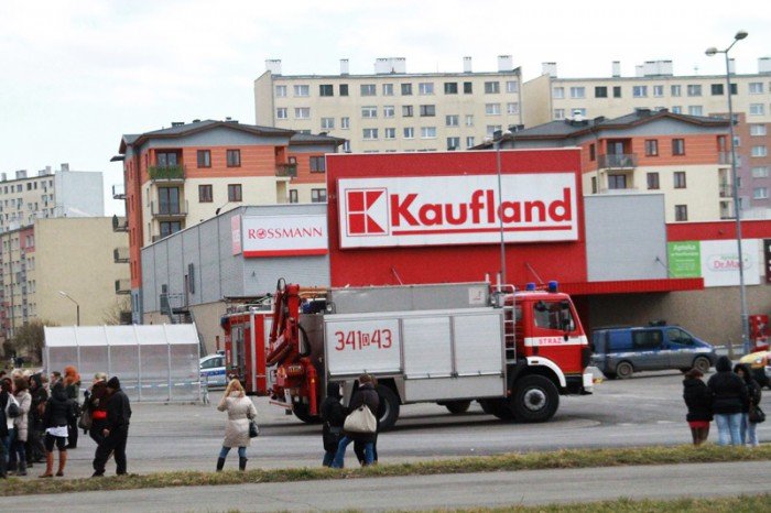 w-jeleniogorskim-kauflandzie-bomby-nie-byo-aktualizacja-foto-50880