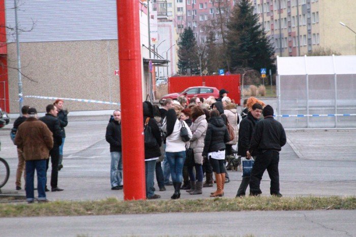 w-jeleniogorskim-kauflandzie-bomby-nie-byo-aktualizacja-foto-50880