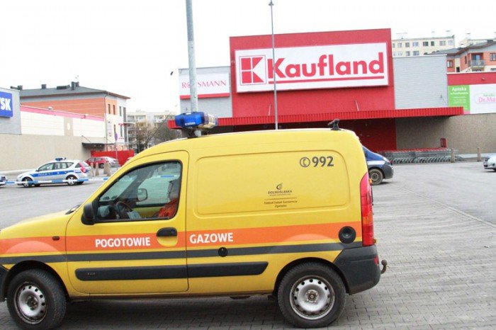 w-jeleniogorskim-kauflandzie-bomby-nie-byo-aktualizacja-foto-50880