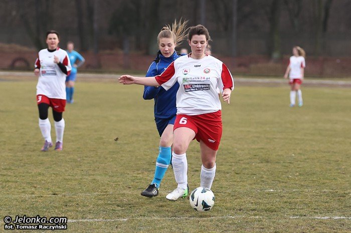 lekcja-futbolu-dla-orliczek-foto-50895